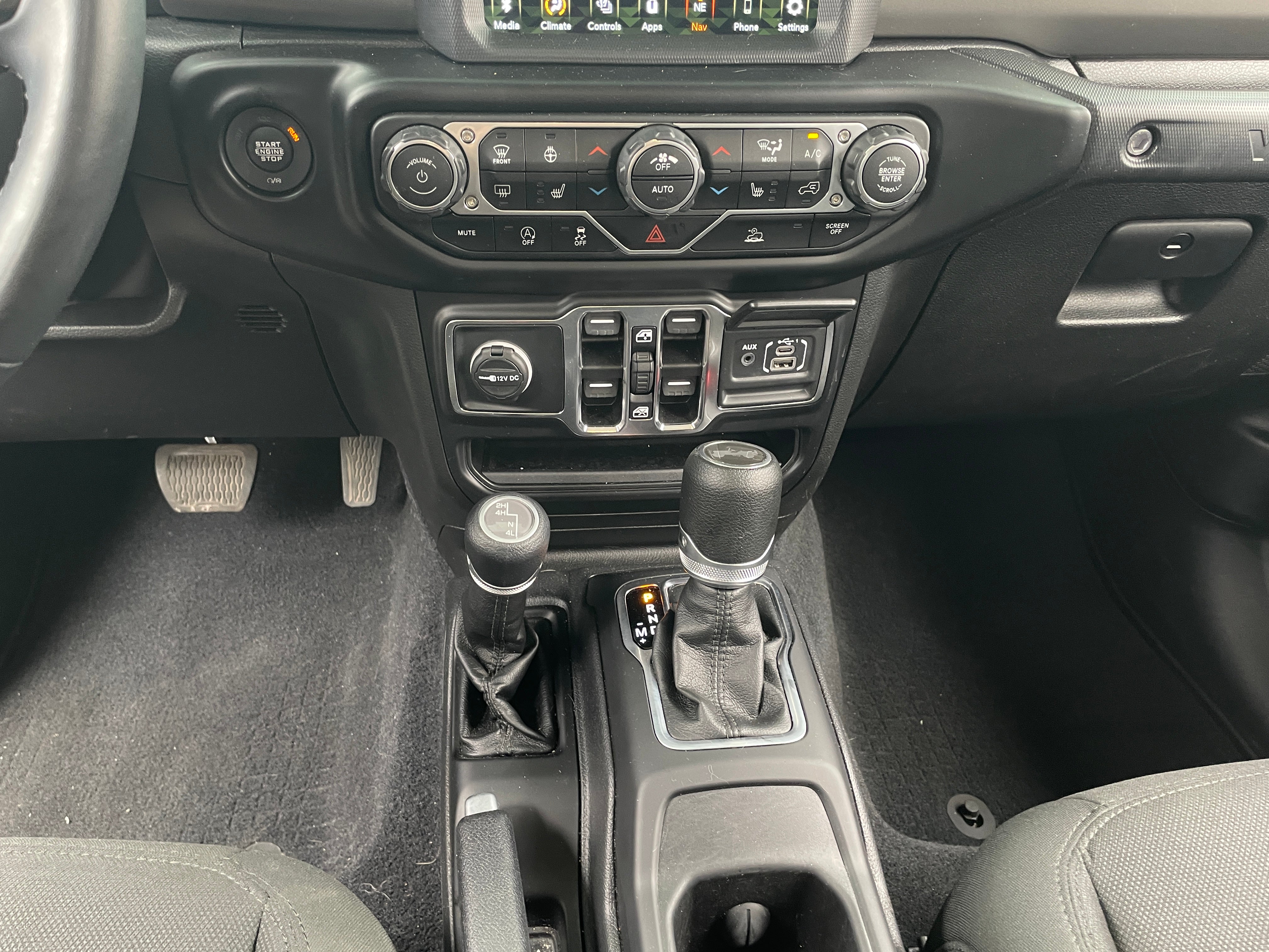 jeep wrangler unlimited 2022 1C4HJXDN3NW168640 image jeep wrangler unlimited 2022 1C4HJXDN3NW168640 image